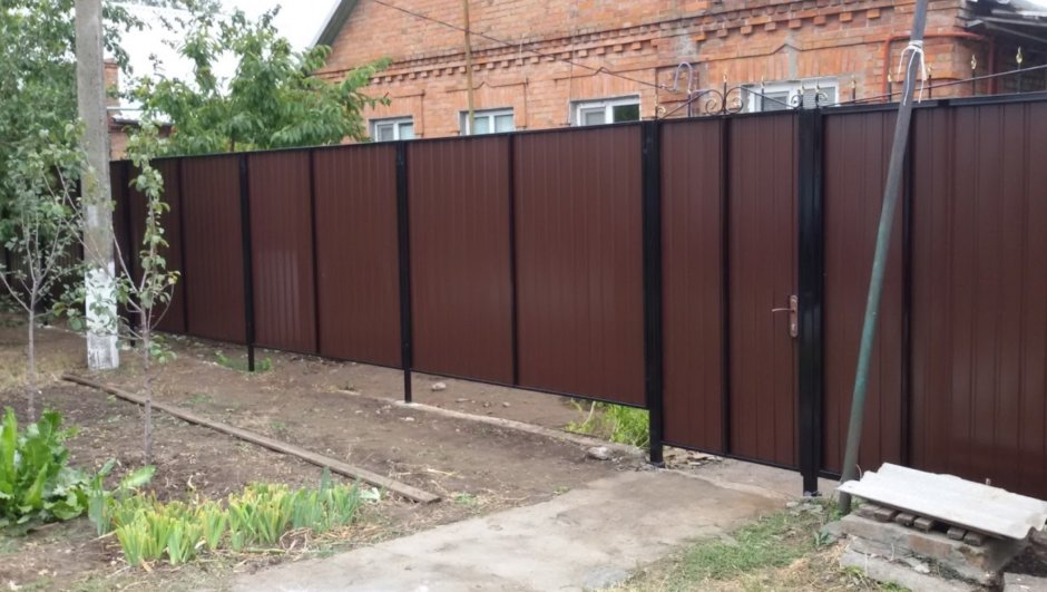 Grand line RAL 8017 забор