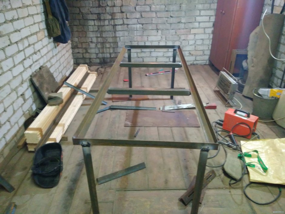Верстак из профильной трубы 60х40