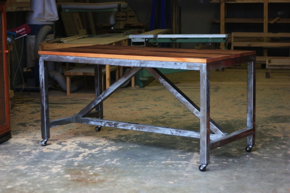 Верстак из уголка 50х50х5