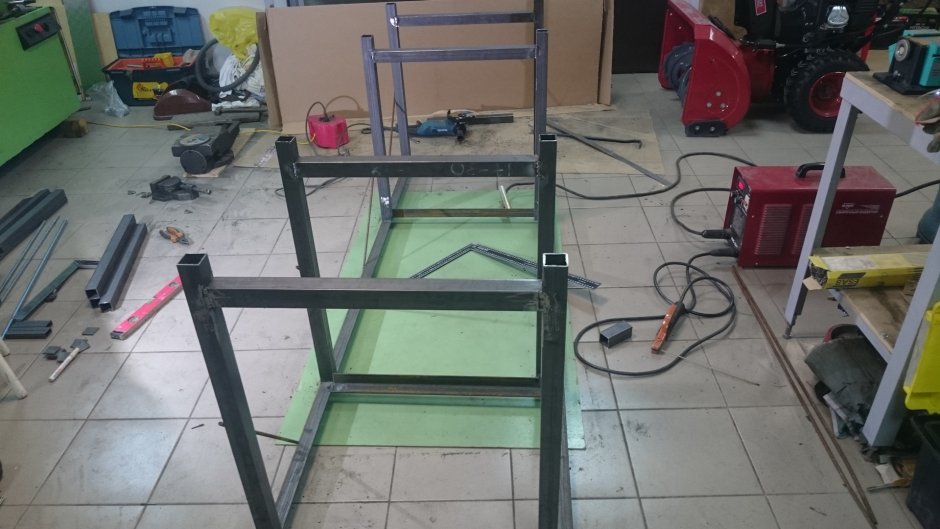 Верстак из профильной трубы 15х15х2