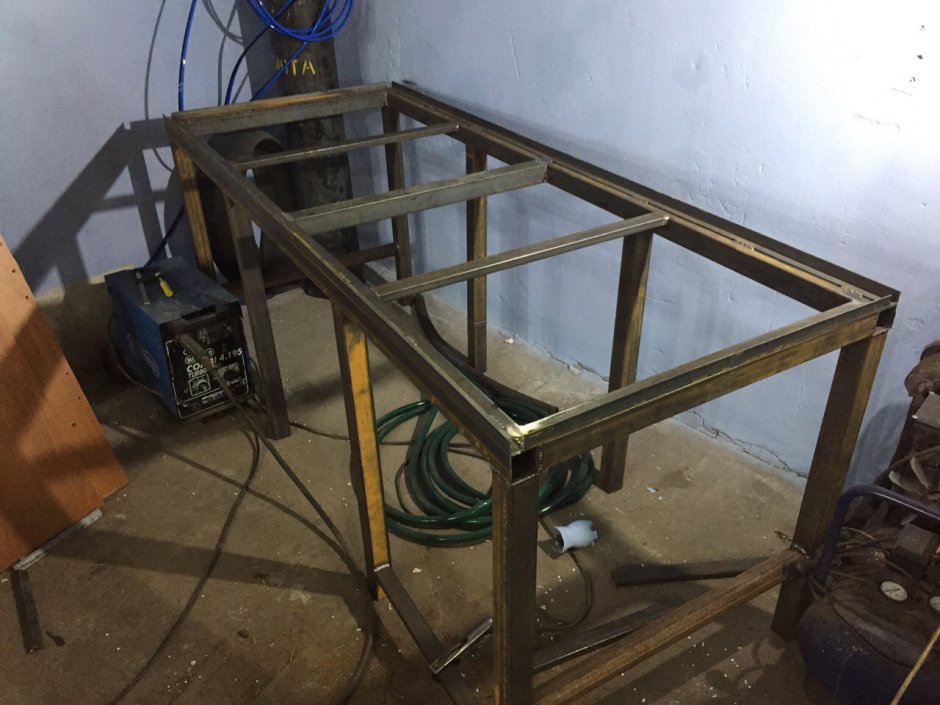 Верстак из профиля 40x20