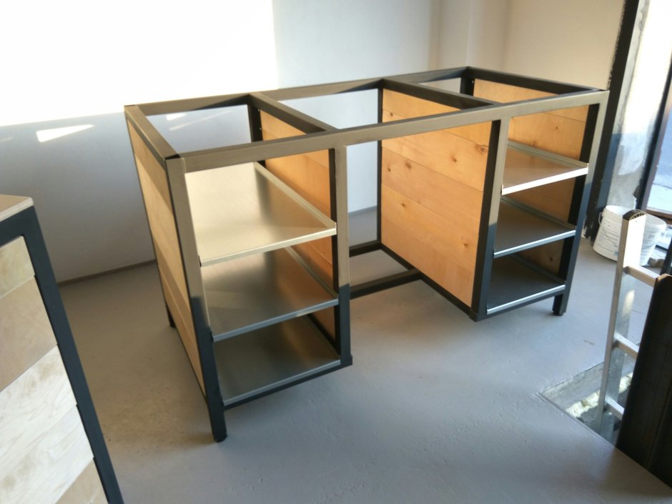 Сварной стол из профильной трубы