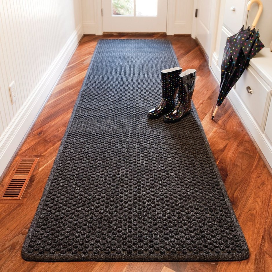 Ковер в прихожую на резиновой