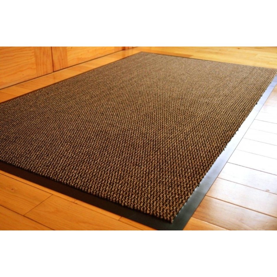 Резиновый коврик в прихожую