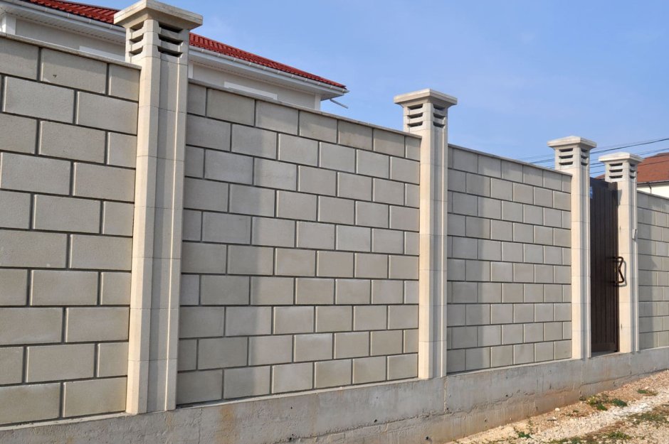 Красивый забор из блоков