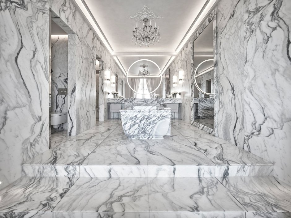 Интерьер двора в мраморе