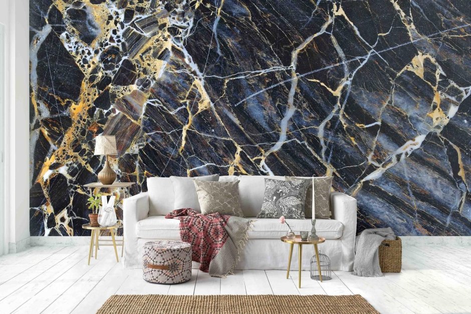 Фреска под мрамор в интерьере