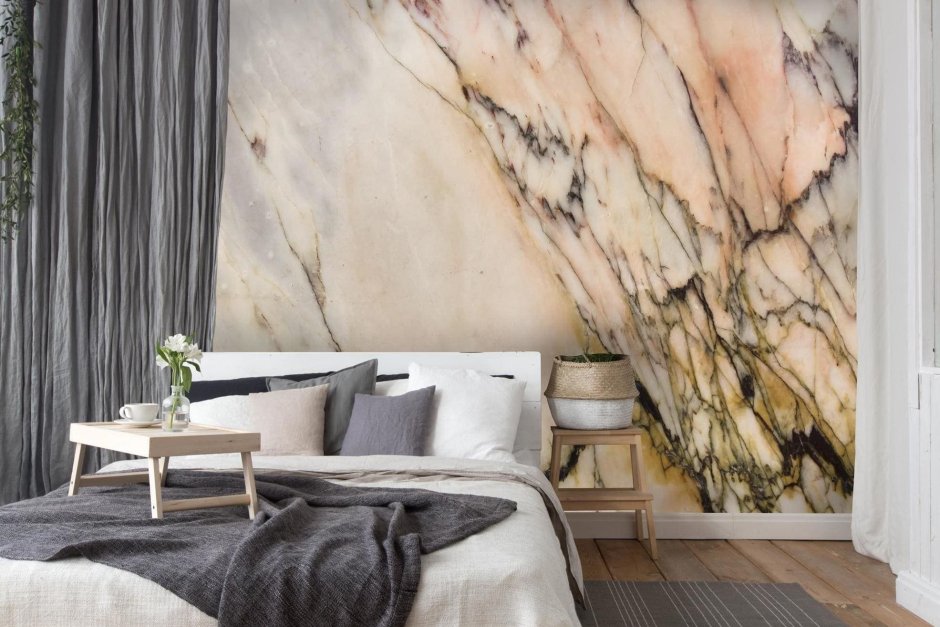 Фотообои мрамор в спальне
