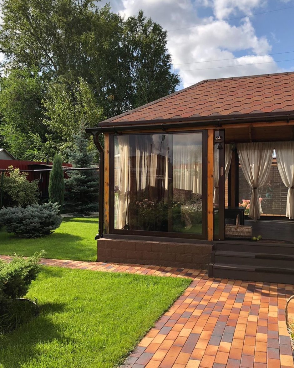 Крытая беседка