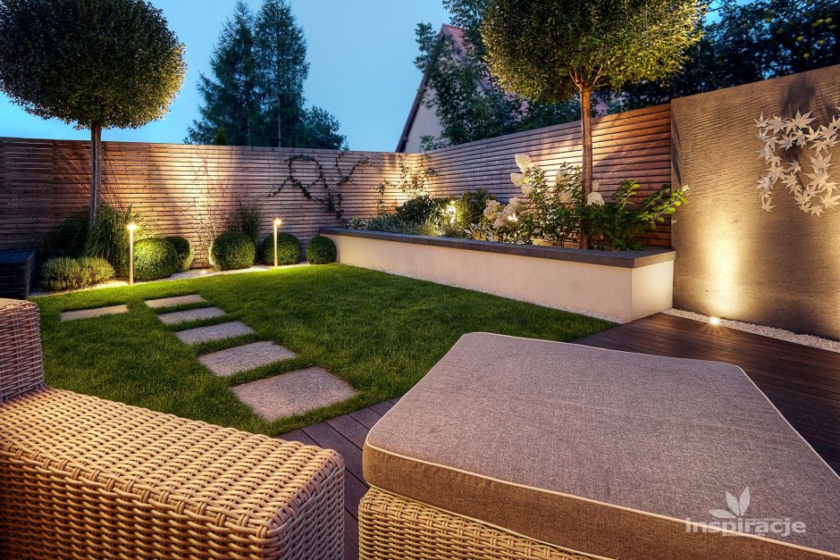 Подсветка по забору