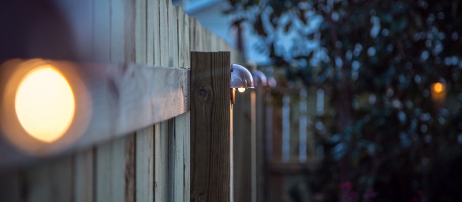 Свет над забором