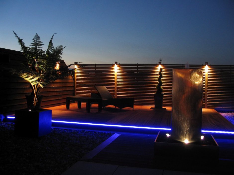 Подсветка столбов террасы