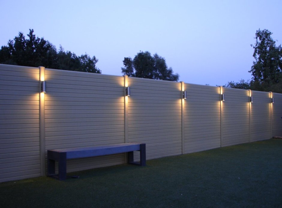 Забор с подсветкой