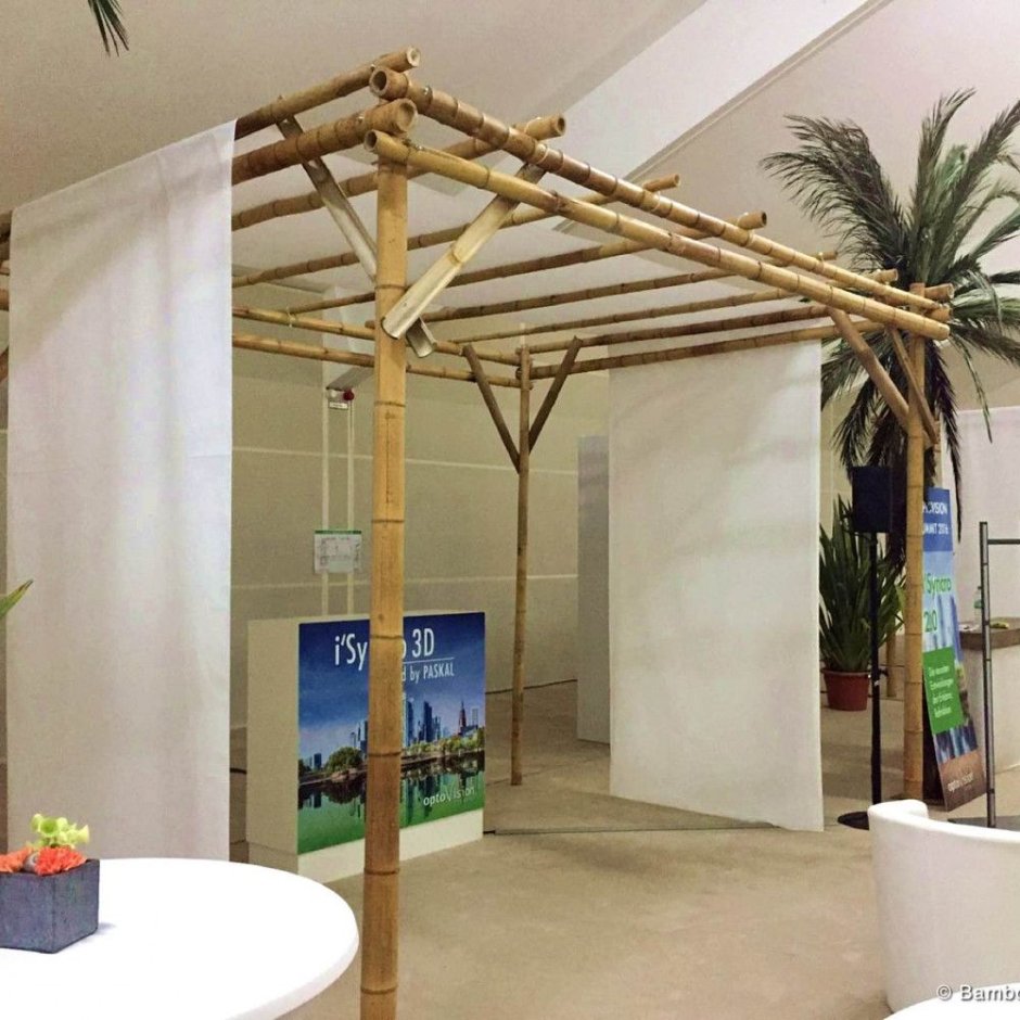 Пергола из бамбука