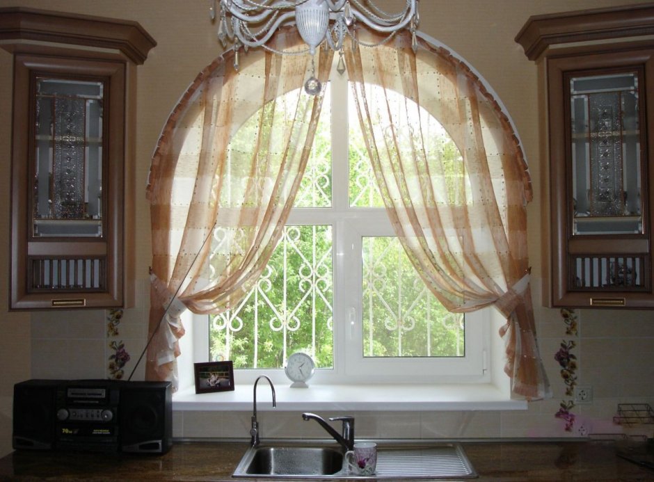 Шторы на арочные окна на кухню
