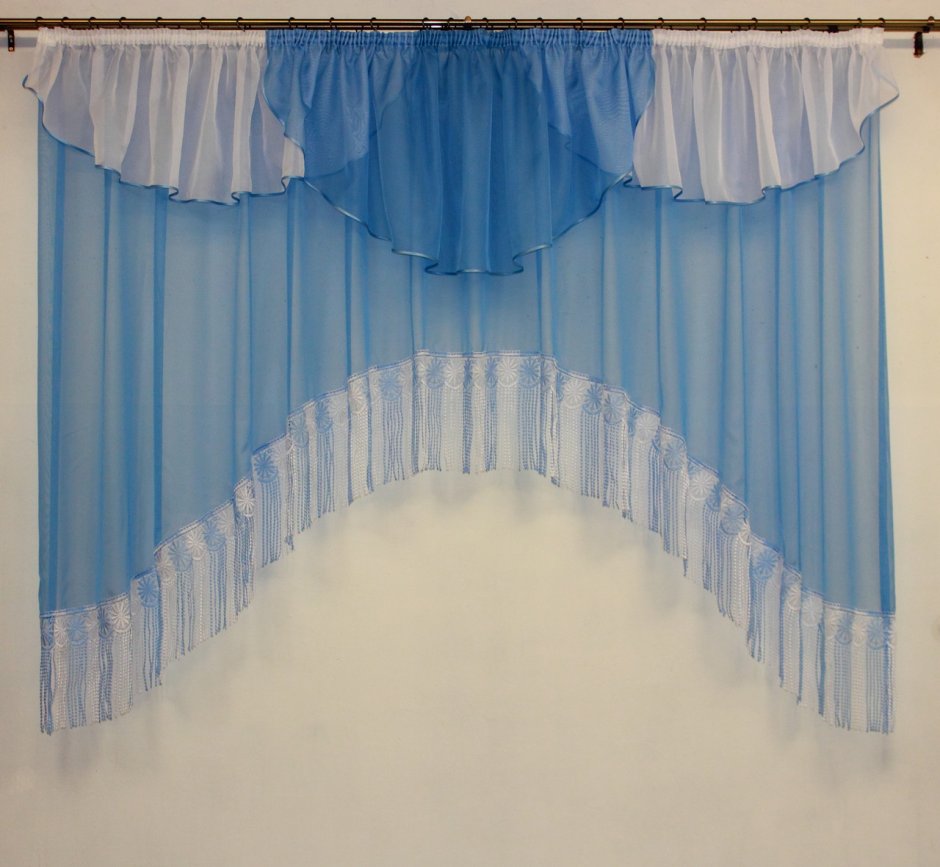 Кухонная тюль аркой