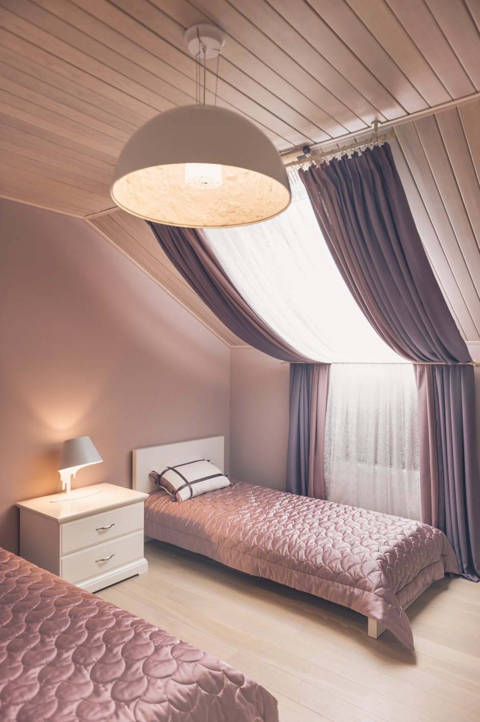 Шторы на мансардные окна