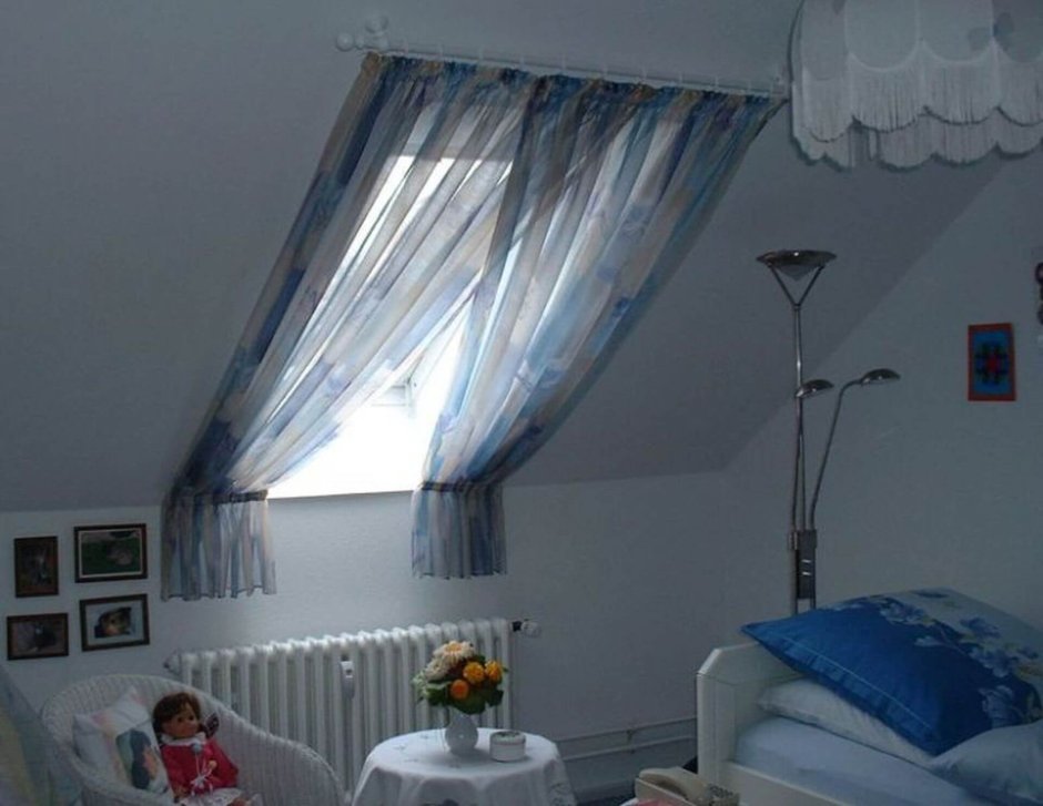 Тюль на мансардное окно