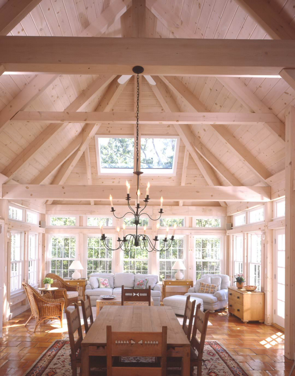 Отделка крыши шатровой снизу