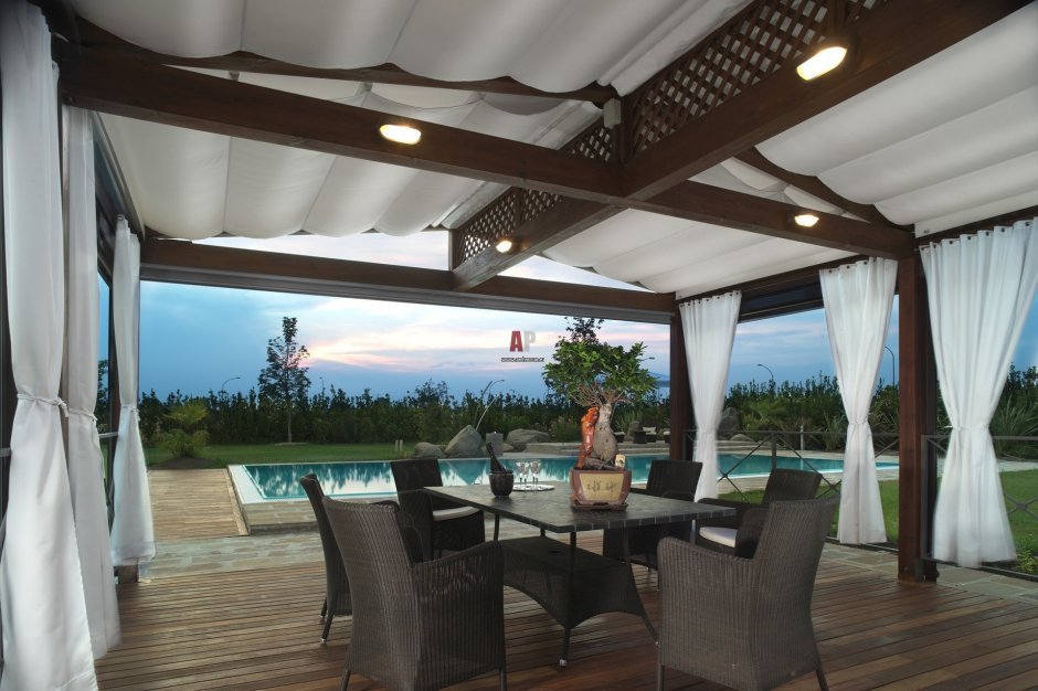 Потолок в беседке