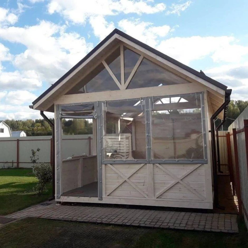 Беседка с окнами