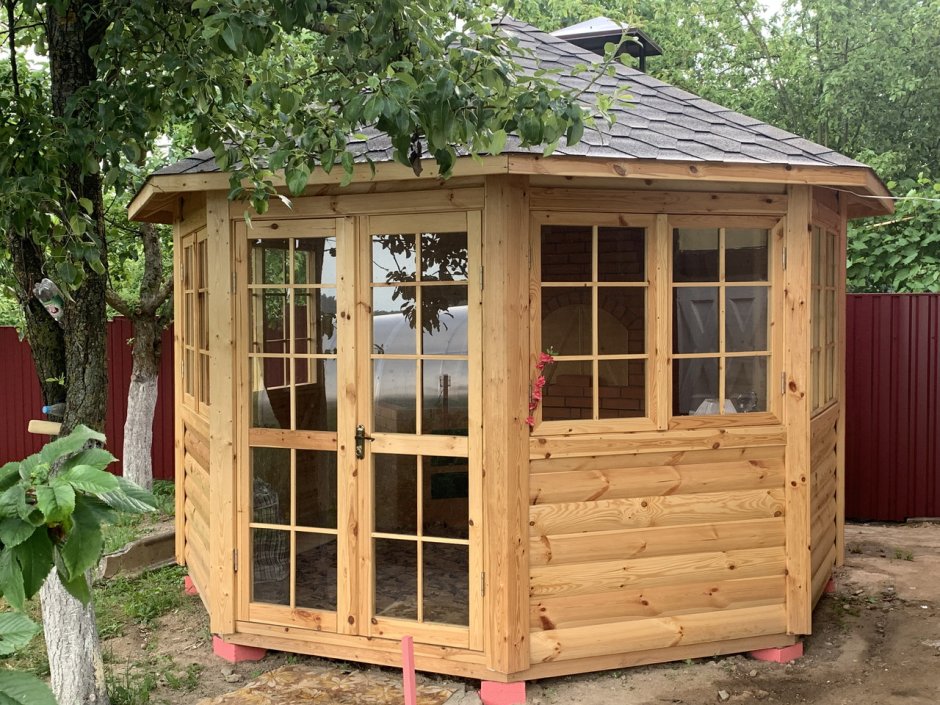 Беседки для сада закрытые