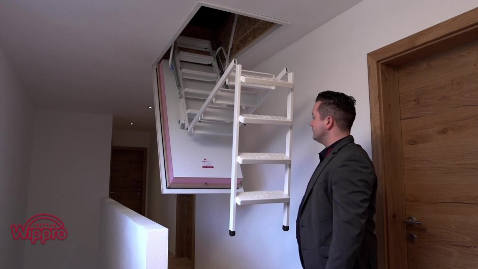 Люк из вагонки на чердак