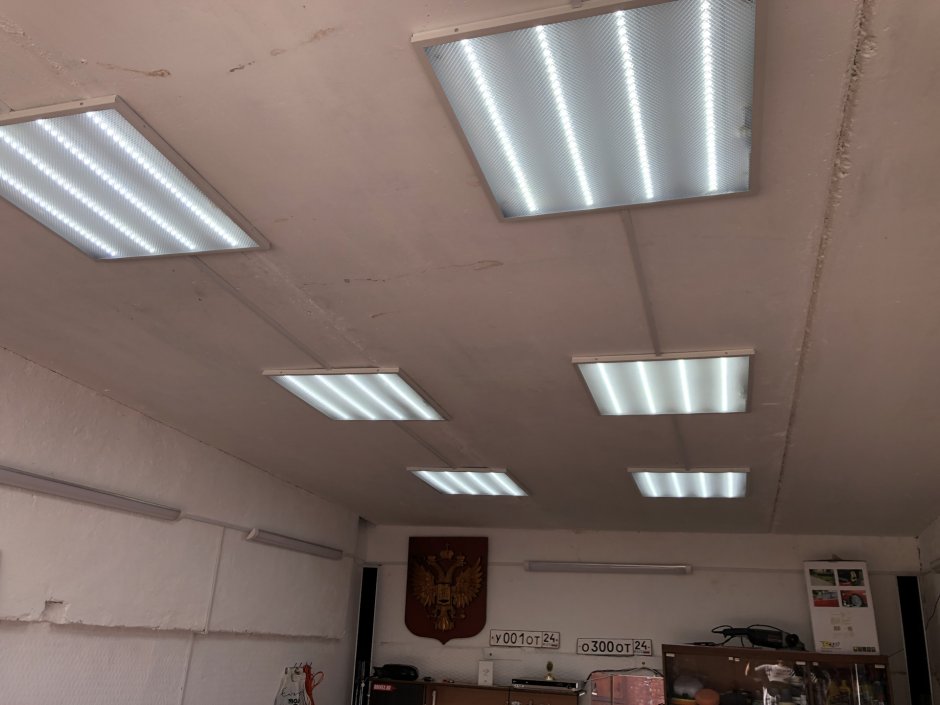 Светодиодные панели в гараж