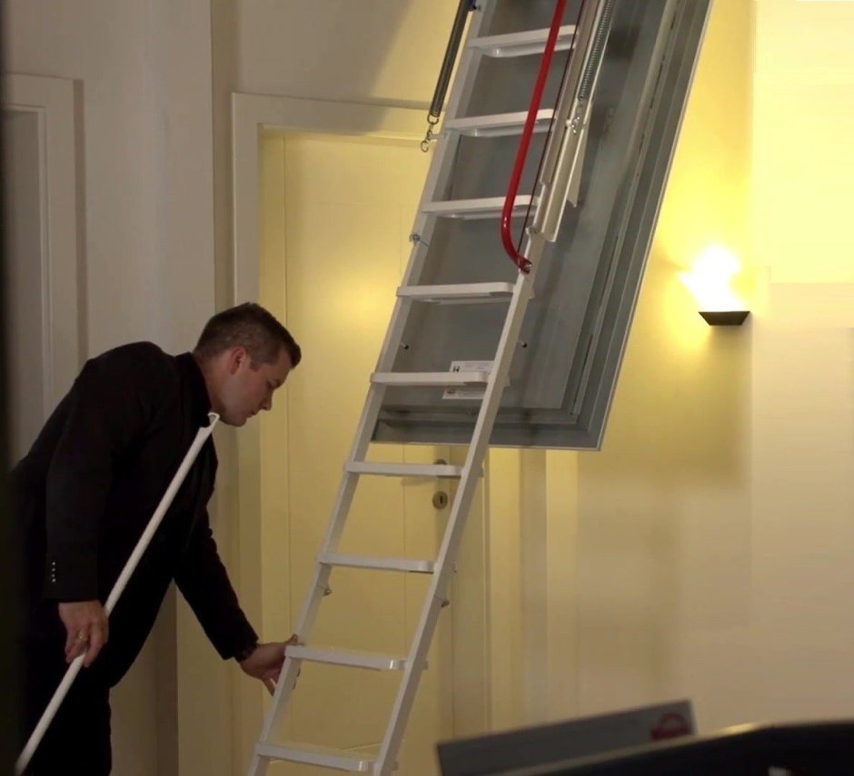 Лестница на чердак