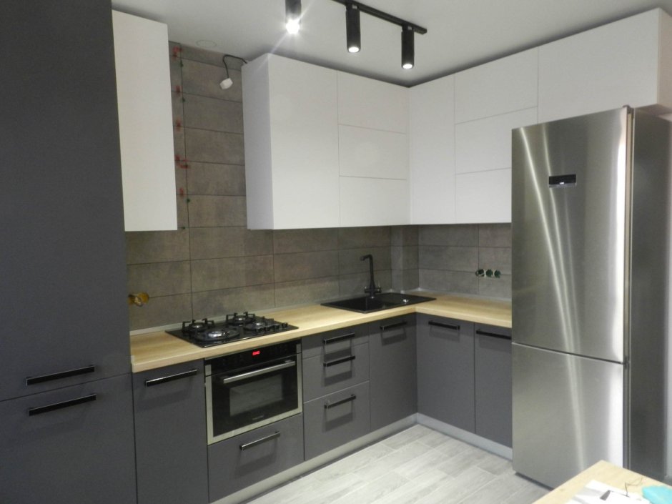 Кухни из матового акрила