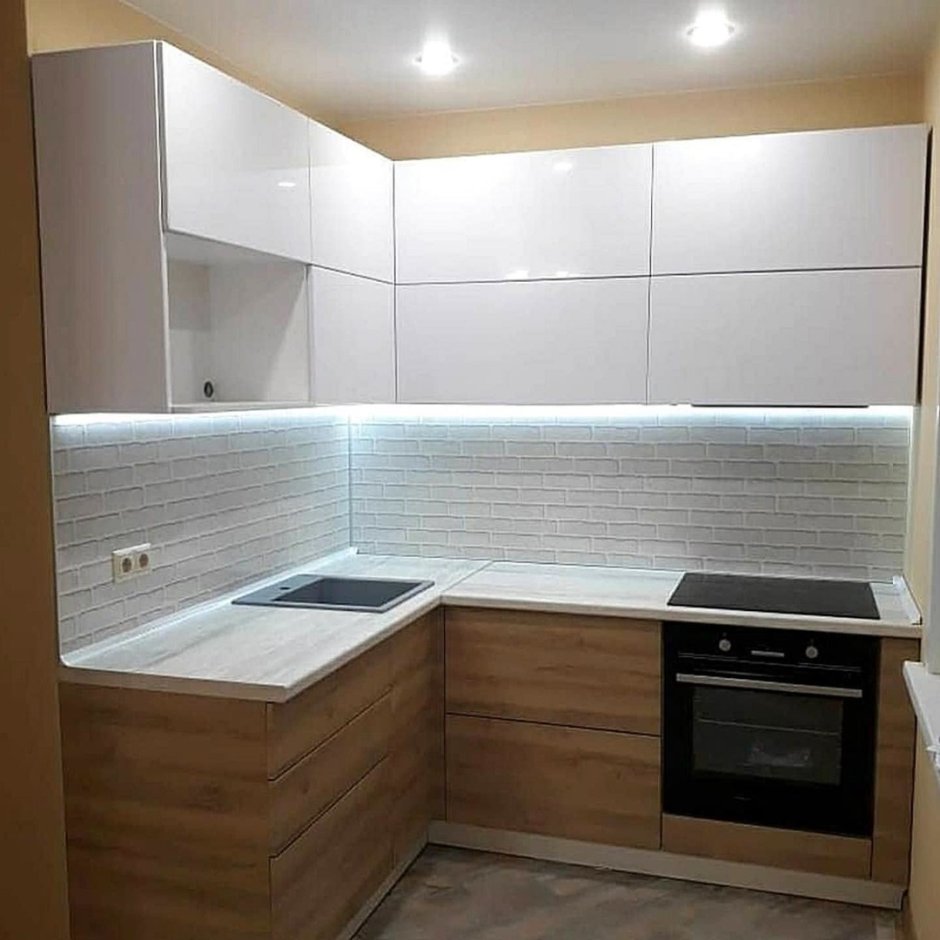 Угловая кухня без ручек