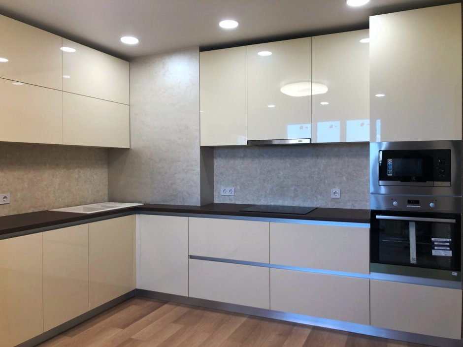 Кухонный гарнитур серый низ зеленый верх