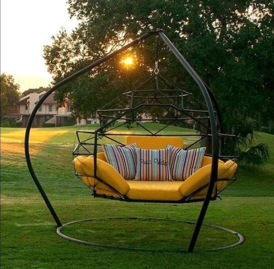 Необычные качели