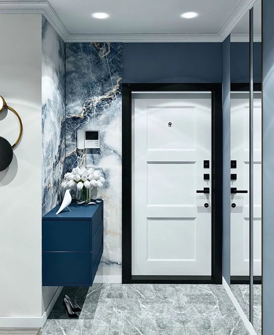 Прихожая в голубых тонах