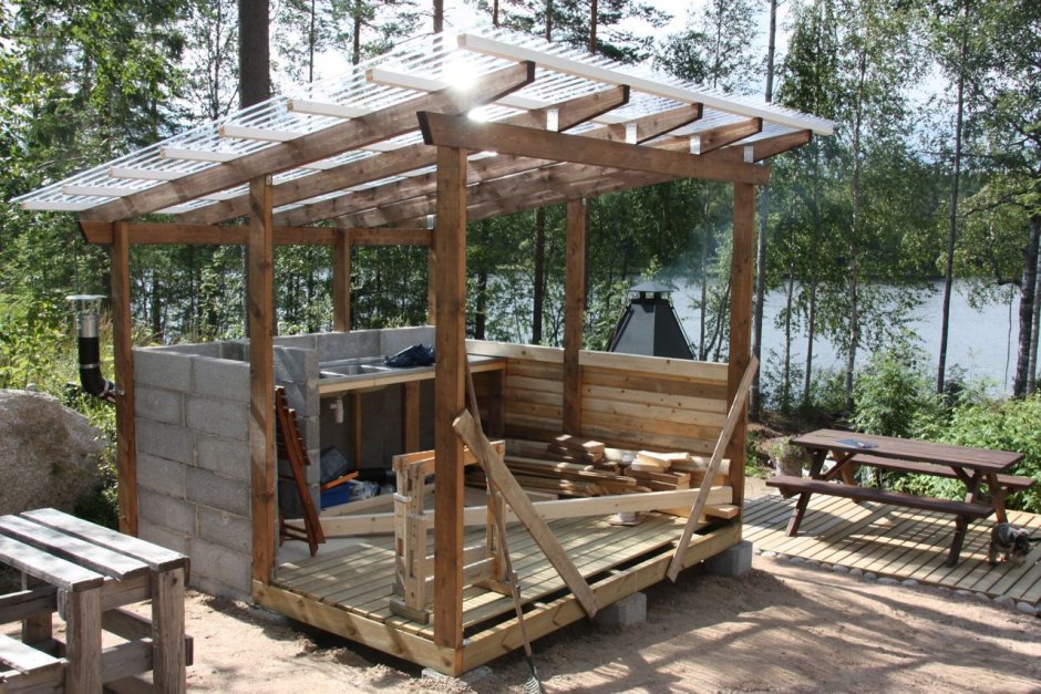 Беседка односкатная из поддонов