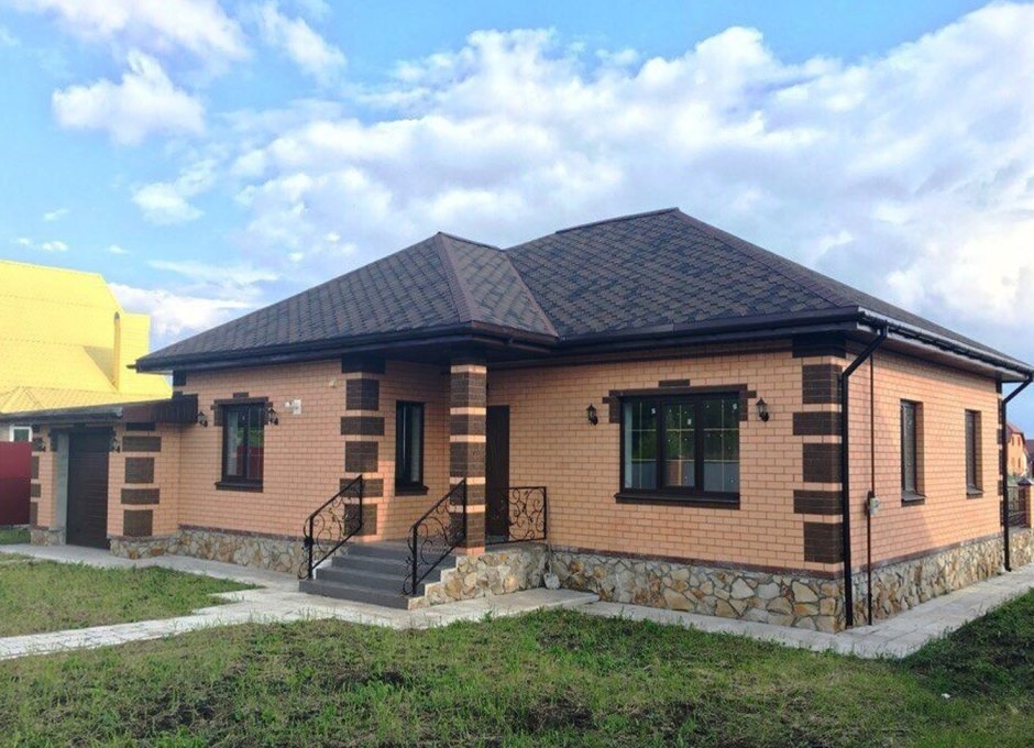 Кирпичный одноэтажный дом 140кв