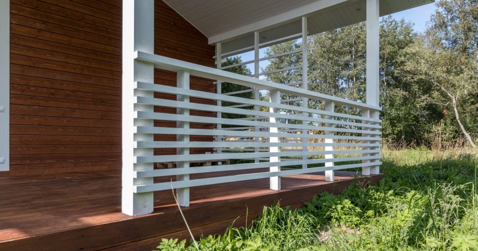 Деревянный балкон