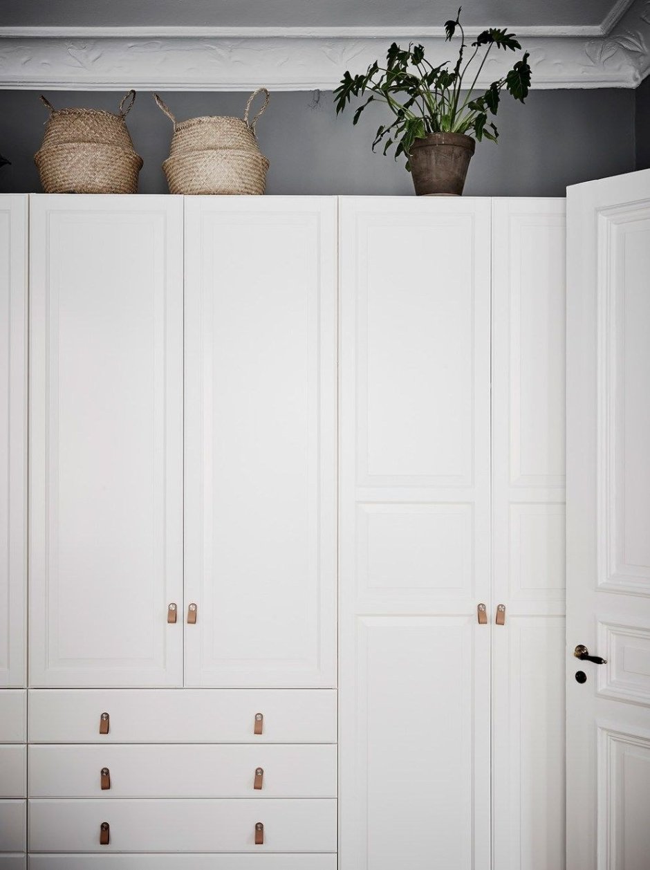 Шкаф в скандинавском стиле