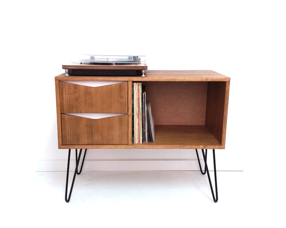 Полки из дерева для виниловых пластинок