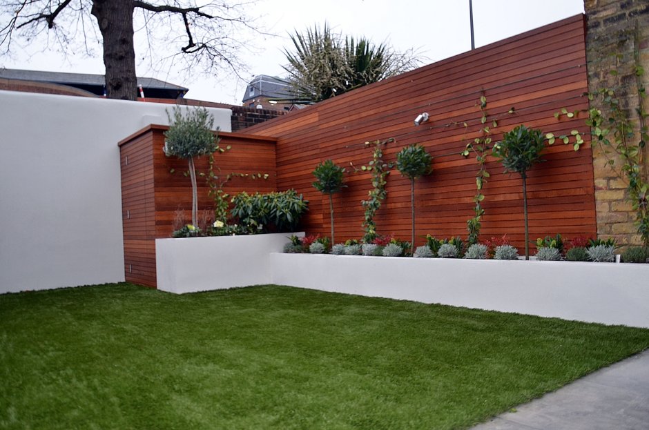 Современный забор на участке