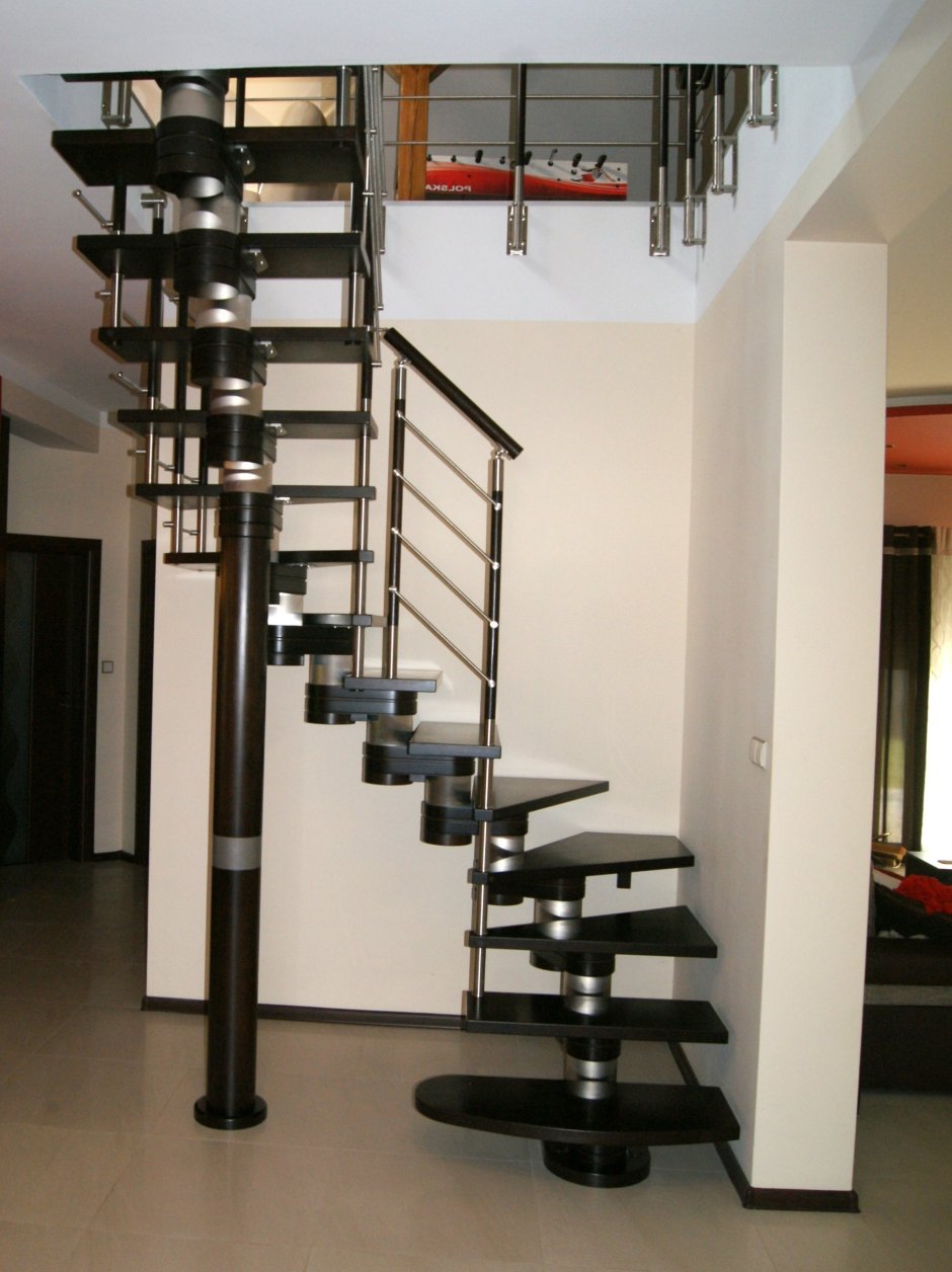 Модульная лестница Леруа