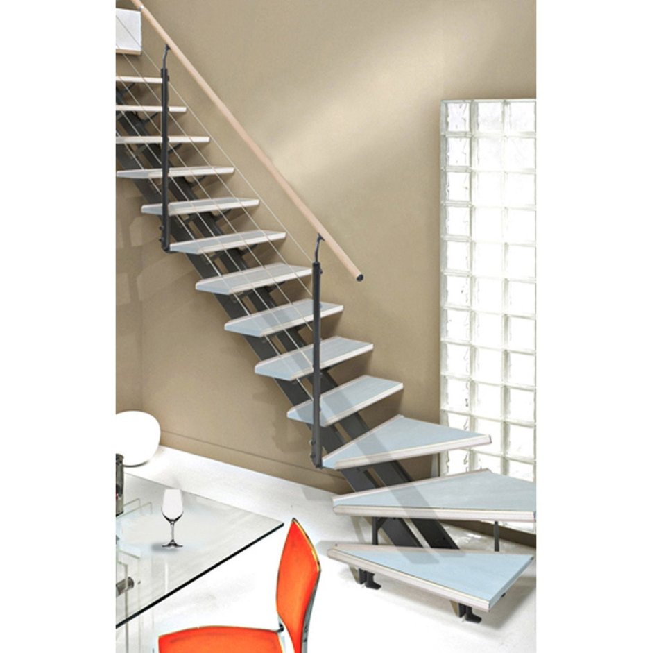 Лестница из Леруа Мерлен лм 02