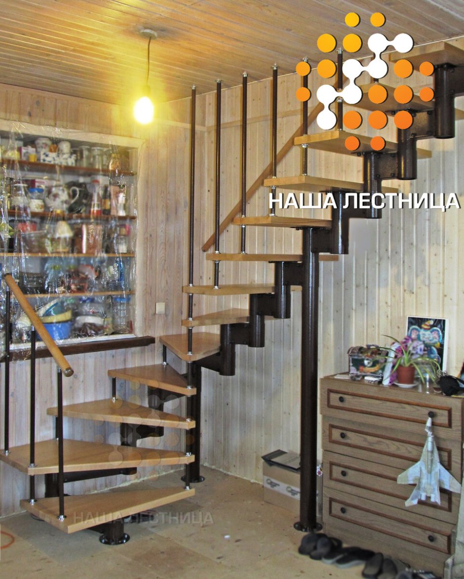 Модульная лестница Фаворит (с поворотом 90 градусов)