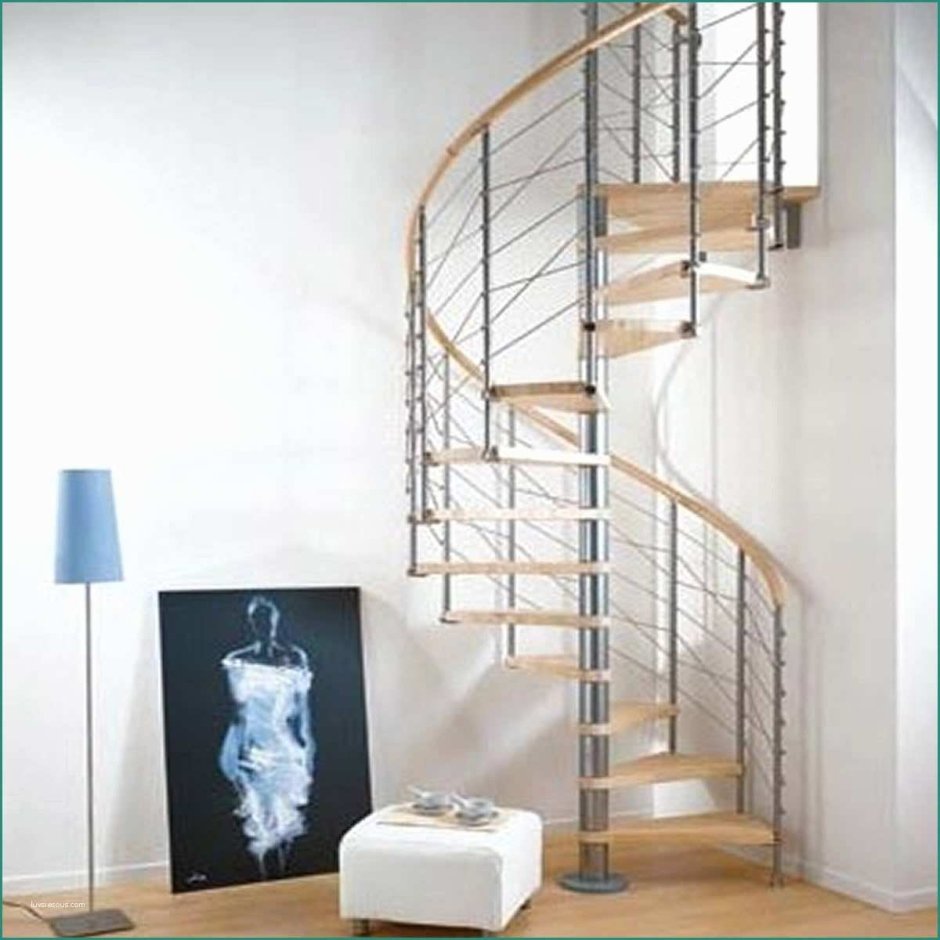 Винтовая лестница Леруа Мерлен