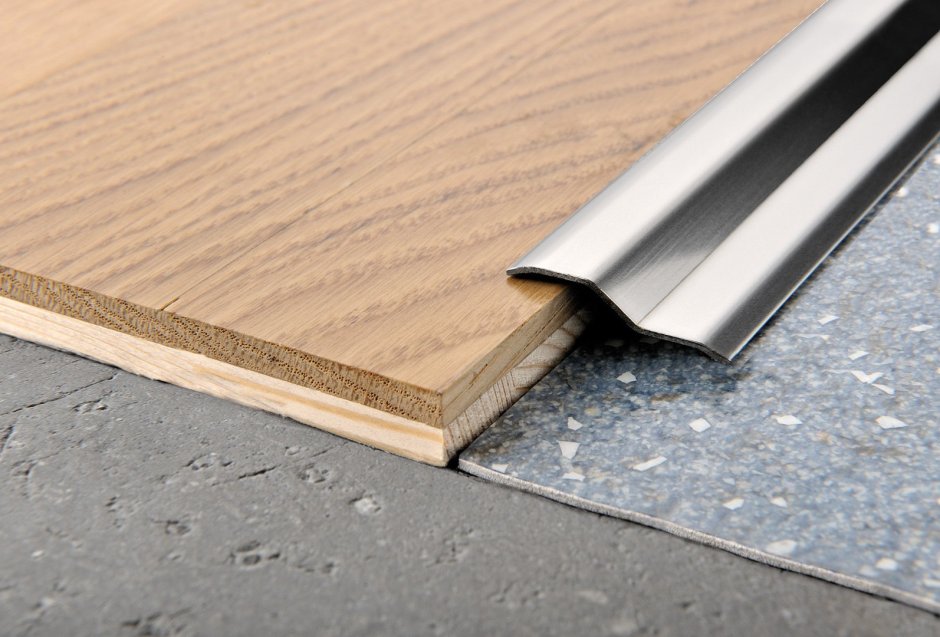 Порог с монтажным каналом идеал 30мм 0.9м