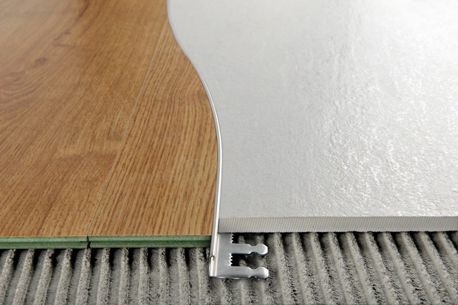 Т- образный стыковочный профиль анодированный алюминий