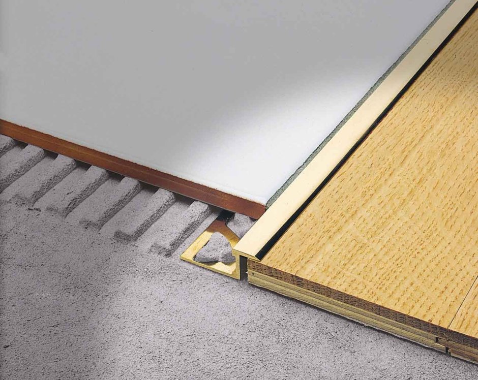 Латунный профиль для пола стыковочный