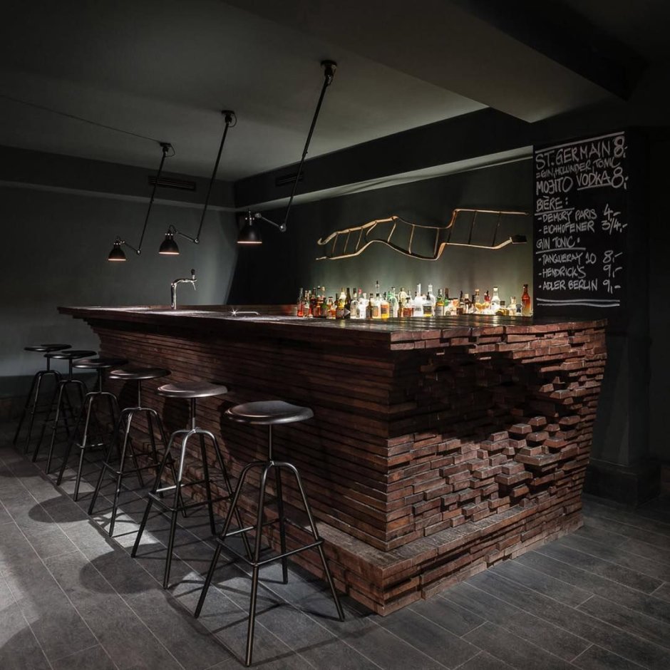 Барная стойка из паллет