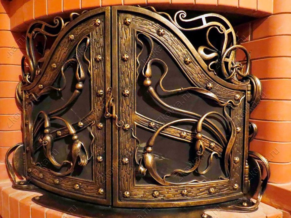 Кованые решетки для камина