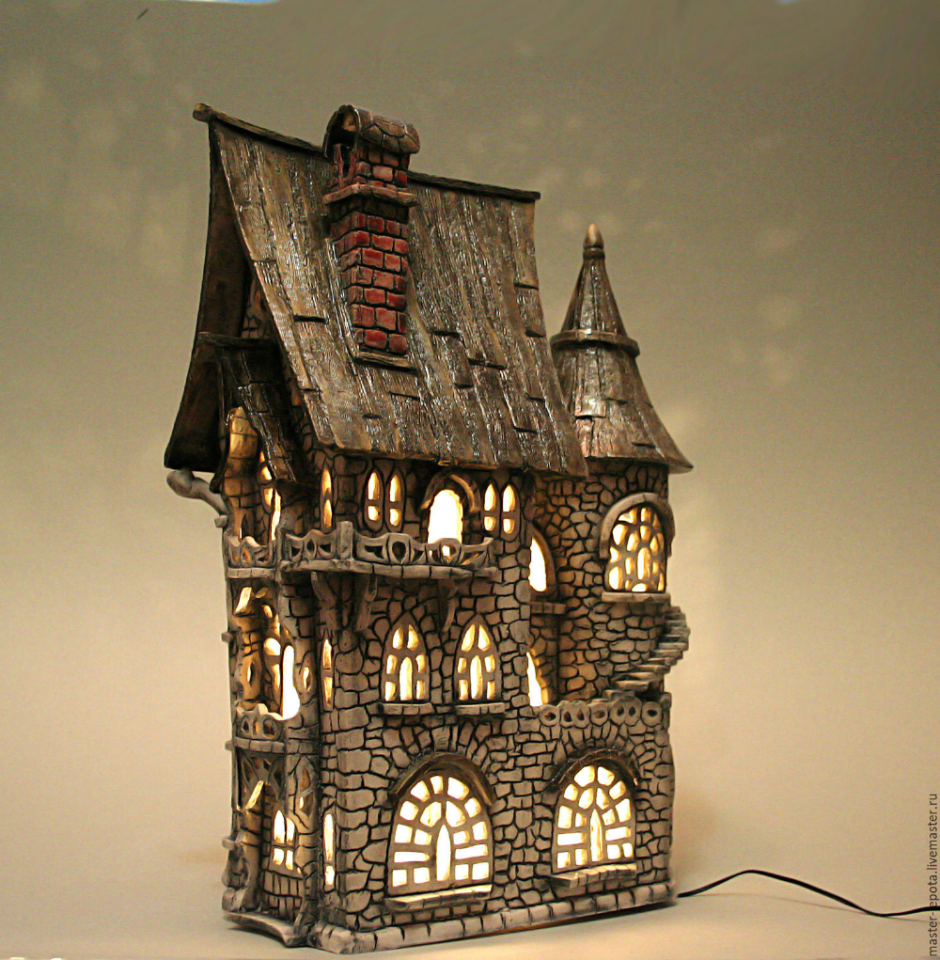 Домик светильник (казна для денег)